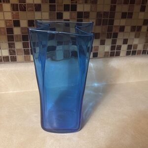 Paper bag vase blue‎